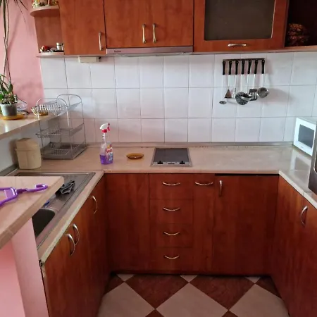 Apartament *